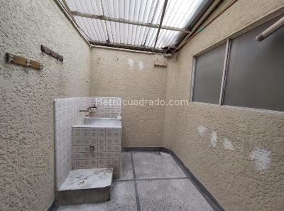 Casa de 3 alcobas en venta en Cuarta Brigada, Medellín, 141 m² · foto 16 de 20