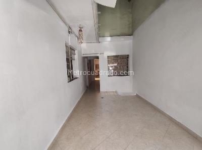 Casa de 3 alcobas en venta en Manrique, Medellín, 115 m² · foto 6 de 17
