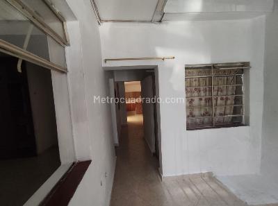Casa de 3 alcobas en venta en Manrique, Medellín, 115 m² · foto 12 de 17