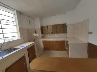 Casa de 3 alcobas en venta en Manrique, Medellín, 115 m² · foto 3 de 17