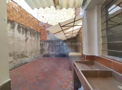 Casa de 3 alcobas en venta en Manrique, Medellín, 115 m² · foto 15 de 17