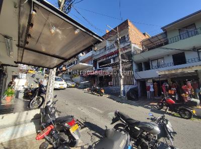 Casa de 3 alcobas en venta en Manrique, Medellín, 115 m² · foto 17 de 17