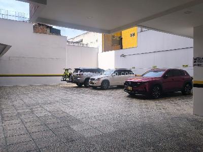 Apartamento en venta en Laureles, Medellín · foto 19 de 20