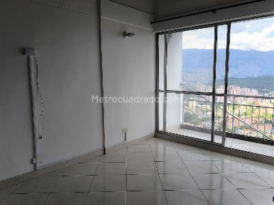 Apartamento en venta en Calasanz Parte Alta, Medellín · foto 3 de 19