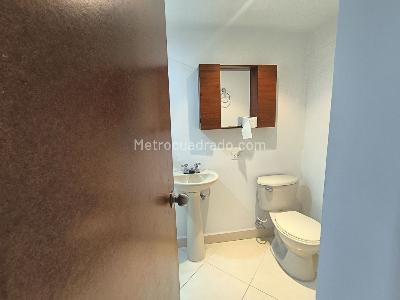 Apartamento en venta en Calasanz Parte Alta, Medellín · foto 8 de 19