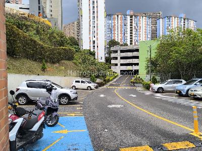 Apartamento en venta en Calasanz, Medellín · foto 18 de 20