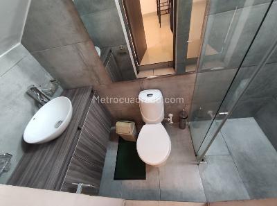 Apartamento de 3 alcobas en arriendo en Los Meza, Medellín, 70 m² · foto 18 de 19