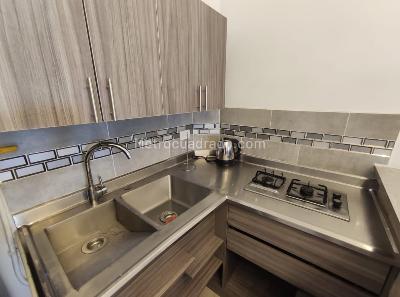 Apartamento de 1 alcoba en arriendo en Laureles, Medellín, 32 m² · foto 6 de 12