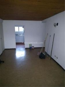 Apartamento de 3 alcobas en venta en Veinte De Julio, Medellín, 83 m² · foto 12 de 15