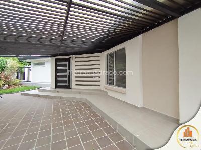 Casa de 5 alcobas en arriendo en Conjunto Rincon Del Vergel, Ibagué, 250 m² · foto 6 de 10