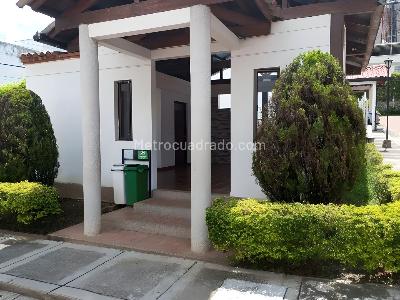 Casa de 3 alcobas en venta en Piedrapintada, Ibagué, 150 m² · foto 14 de 16