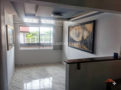 Casa de 3 alcobas en venta en Piedrapintada, Ibagué, 150 m² · foto 3 de 16