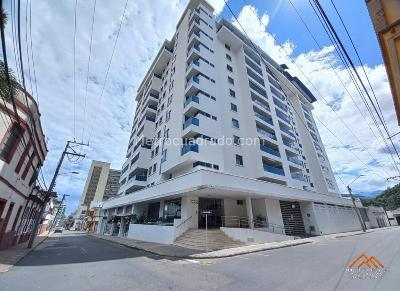 Piso de 4 habitaciones, 258 m²