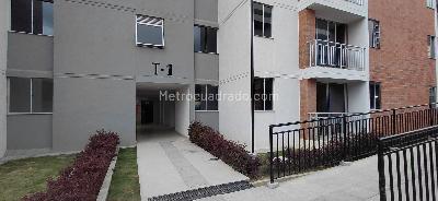 Apartamento de 3 alcobas en venta en Molinos Altos, Floridablanca, 62 m² · foto 3 de 20