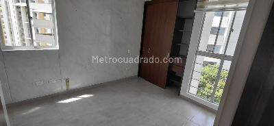 Apartamento de 3 alcobas en venta en Palomitas, Floridablanca, 77 m² · foto 6 de 18