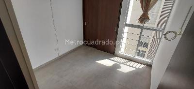 Apartamento de 3 alcobas en venta en Palomitas, Floridablanca, 77 m² · foto 3 de 18