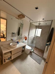 Apartamento de 4 alcobas en venta en El Nogal, Bogotá, 325 m² · foto 2 de 17