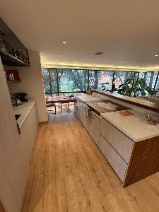 Apartamento de 4 alcobas en venta en El Nogal, Bogotá, 325 m² · foto 15 de 17