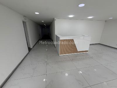 Local Comercial en Arriendo, Santa Barbara Central, Bogotá D.C.
