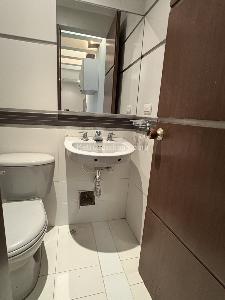 Apartamento de 1 alcoba en arriendo en Santa Barbara, Bogotá, 53 m² · foto 3 de 14