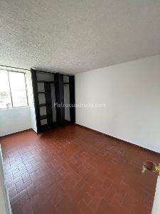 Apartamento en venta en Unidad Puente Del Comercio Guadual, Cali · foto 4 de 14
