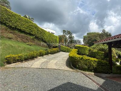 Casa de 4 alcobas en venta en Vereda Tribunas, Pereira · foto 11 de 20