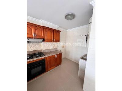 Apartaestudio en venta en Los Alpes, Pereira, 40 m² · foto 4 de 11