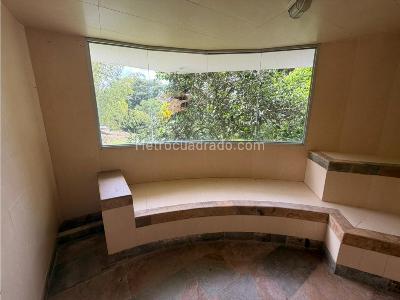 Casa de 5 alcobas en venta en Cerritos, Pereira, 480 m² · foto 5 de 11