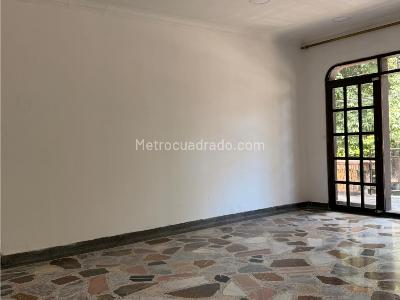 Casa de 5 alcobas en venta en Alamos, Pereira, 374 m² · foto 3 de 20