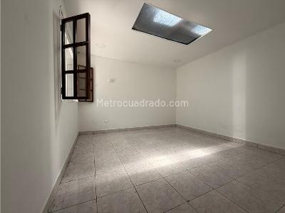 Casa de 5 alcobas en venta en Alamos, Pereira, 374 m² · foto 9 de 20