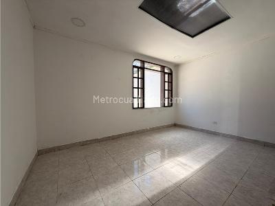Casa de 5 alcobas en venta en Alamos, Pereira, 374 m² · foto 18 de 20