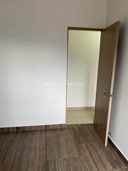 Piso – Bello - Vista 5