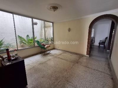 Casa de 5 alcobas en venta en Altos Del Limonar, Barranquilla, 522 m² · foto 3 de 20