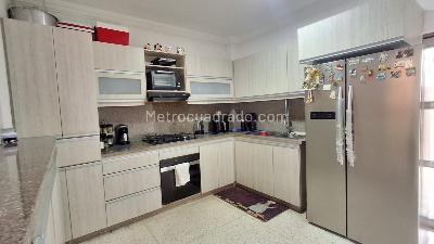 Casa de 4 alcobas en venta en Los Nogales, Barranquilla, 225 m² · foto 7 de 19