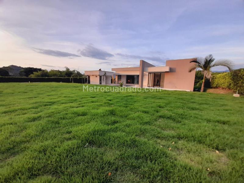 Casa – AMCO, Area Metropolitana Centro Occidente - Más