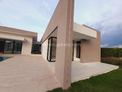 Casa de 4 alcobas en venta en Cerritos, Pereira, 450 m² · foto 7 de 20