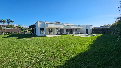Casa de 4 alcobas en venta en Cerritos Cafelia, Pereira, 350 m² · foto 2 de 17