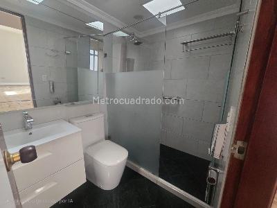 Apartamento de 4 alcobas en venta en Laureles, Medellín, 137 m² · foto 12 de 20