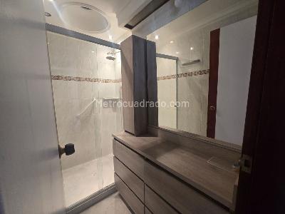 Apartamento de 4 alcobas en venta en Laureles, Medellín, 137 m² · foto 13 de 20