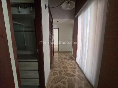 Apartamento de 4 alcobas en venta en Laureles, Medellín, 137 m² · foto 16 de 20