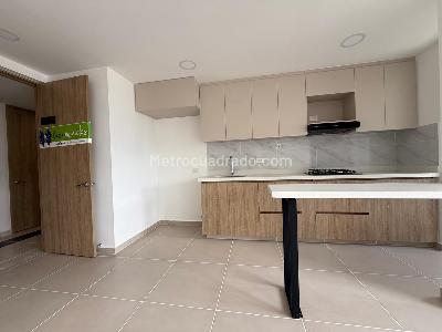 Apartamento de 2 alcobas en venta en Pilsen, Itagüí, 63 m² · foto 6 de 20