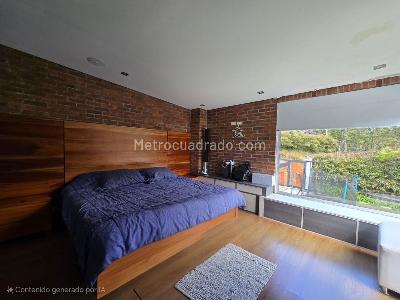Casa de 4 alcobas en venta en Loma Del Escobero, Envigado, 316 m² · foto 18 de 20
