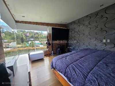 Casa de 4 alcobas en venta en Loma Del Escobero, Envigado, 316 m² · foto 19 de 20