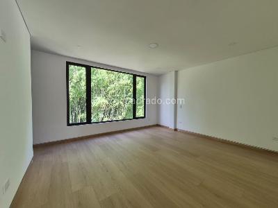 Casa de 4 alcobas en venta en Llanogrande, Rionegro, 318 m² · foto 16 de 20