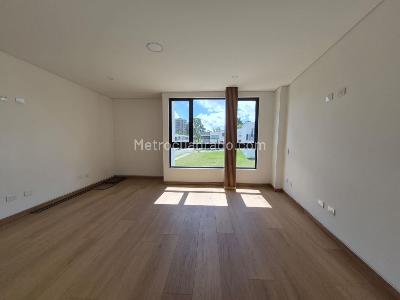 Casa de 4 alcobas en venta en Llanogrande, Rionegro, 318 m² · foto 18 de 20