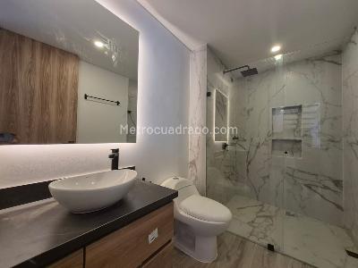 Casa de 4 alcobas en venta en Llanogrande, Rionegro, 318 m² · foto 4 de 20