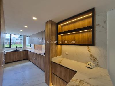 Casa de 4 alcobas en venta en Llanogrande, Rionegro, 318 m² · foto 8 de 20