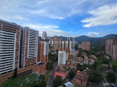 Apartamento de 3 alcobas en venta en Vegas De La Doctora, Sabaneta, 62 m² · foto 2 de 19