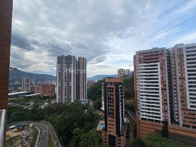 Apartamento de 3 alcobas en venta en Vegas De La Doctora, Sabaneta, 62 m² · foto 3 de 19