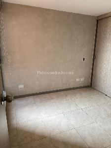 Apartamento de 3 alcobas en venta en La Cuenca, Envigado, 69 m² · foto 6 de 10